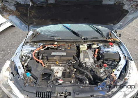 2017 Honda Accord Hybrid Ex-L z USA, uszkodzony, nr VIN JHMCR6F56HC025728